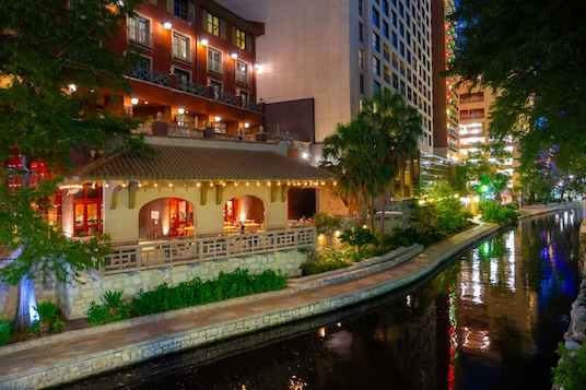 Acenar Hot Mex on the Riverwalk: 2023-2024 Social Media Performance Case Study